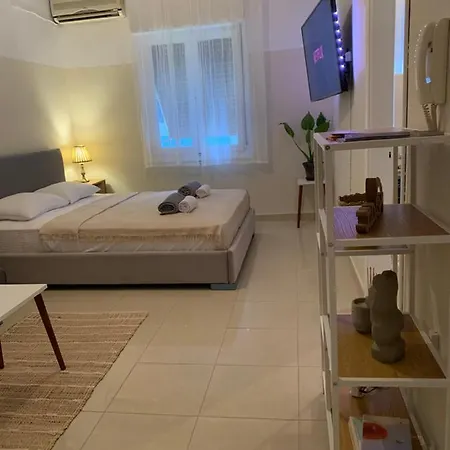 Апартамент Iviskos Living Spot *